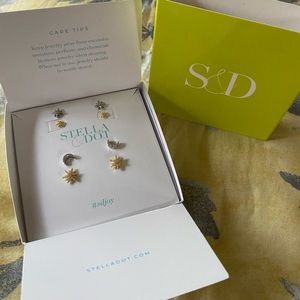 Star Struck Stud Set *New* S & D
